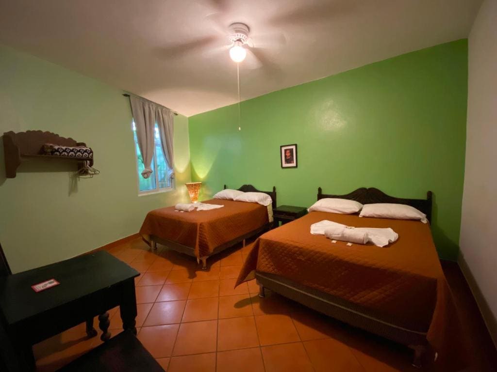 Quadruple Room room - Image 3