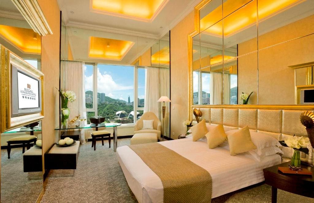Executive Suite room - Image 1