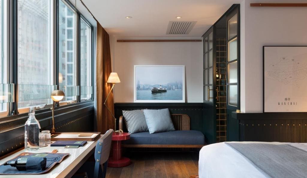 Large Room with King Bed room - Image 2