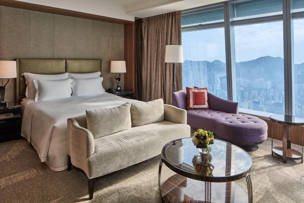 Grand Victoria Harbour with King Bed room - Image 2