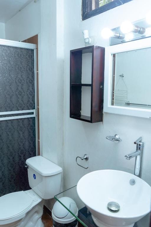 Deluxe King Suite room - Image 3