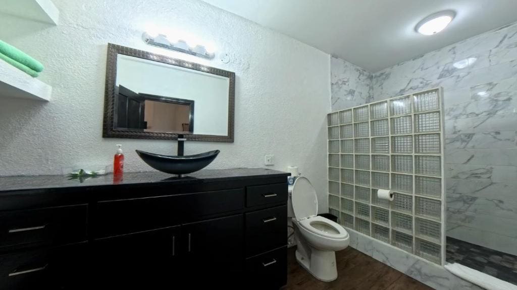 Suite room - Image 3