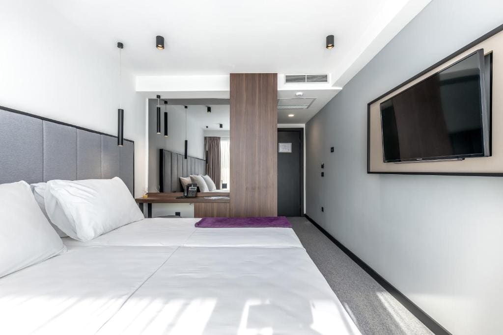 Double or Twin Room with Extra Bed room - Image 2