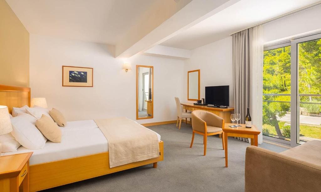 Comfort Junior Suite room - Image 3