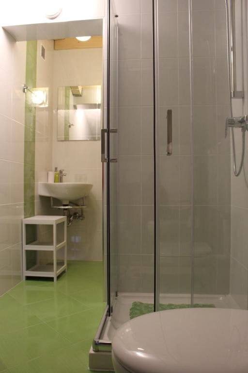 One-Bedroom Apartment room - Image 2