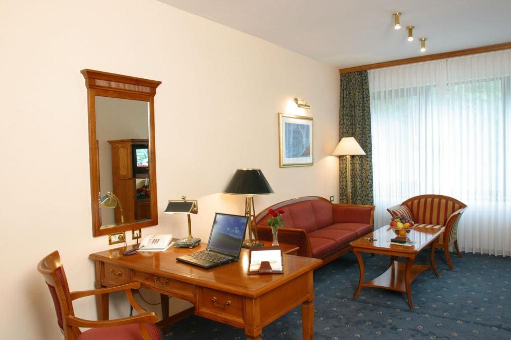 Suite room - Image 2