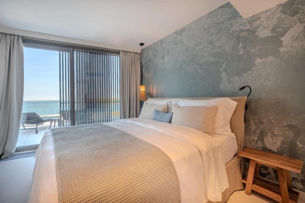 Penthouse Apartment room - Image 3