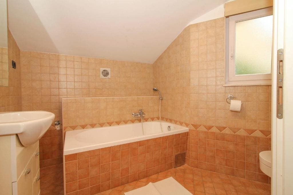 Apartment with Balcony room - Image 1
