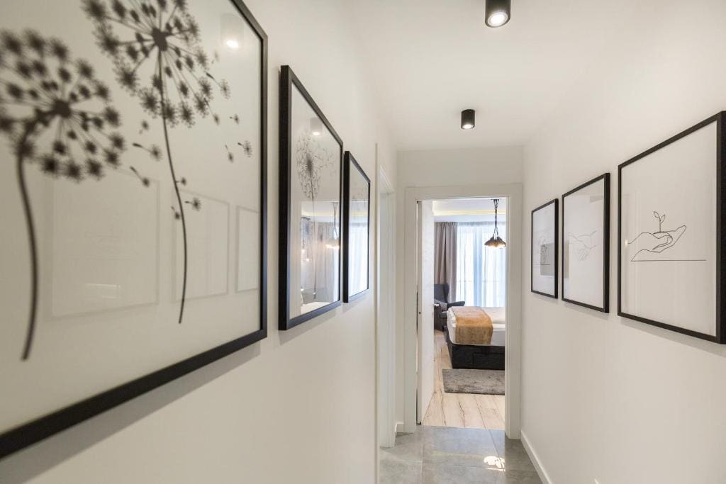 Deluxe Studio Apartment room - Image 3