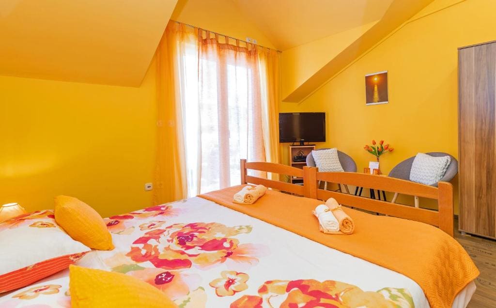 Comfort Double Room with Terrace room - Image 2