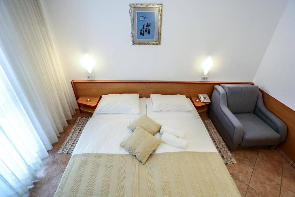 Double Room room - Image 2