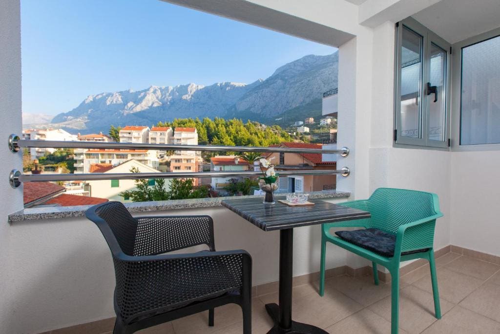 Double Room with Sea View room - Image 3
