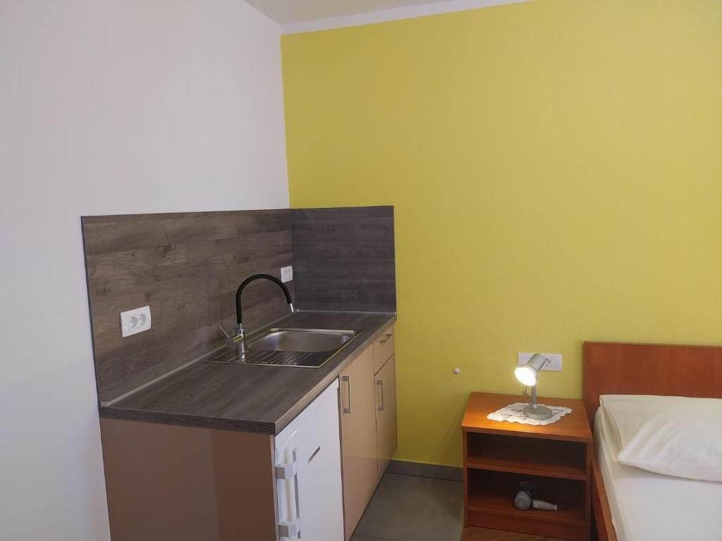 King Room with Balcony room - Image 2