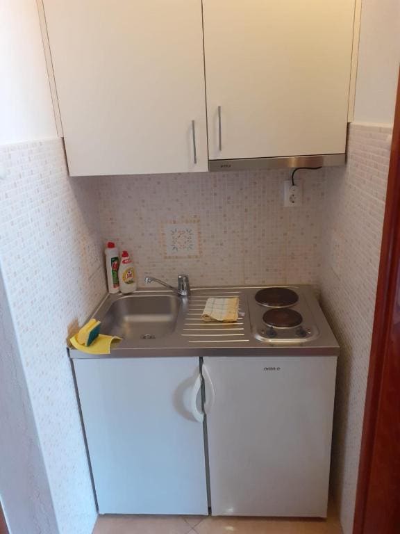Studio Apartment with Sea View room - Image 1