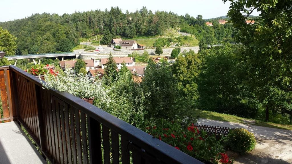 Apartment with Balcony room - Image 3