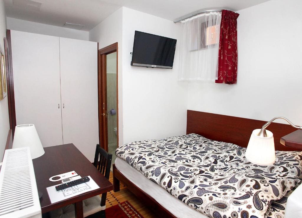 Deluxe Double Room room - Image 3