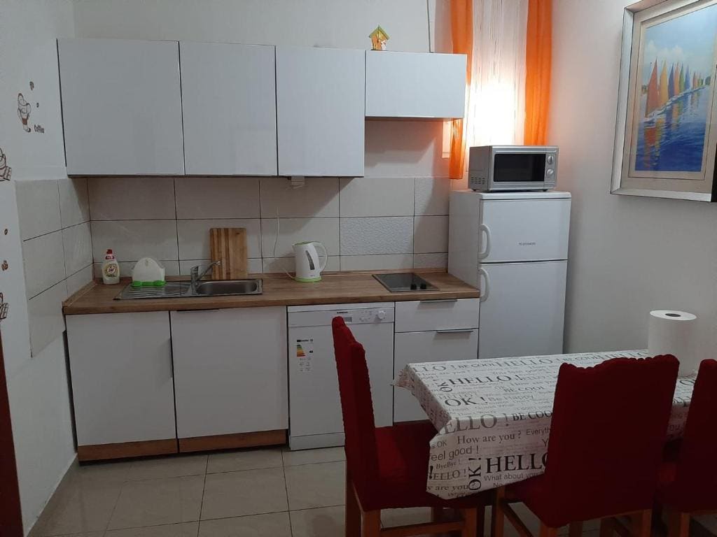 Apartment with Balcony room - Image 3