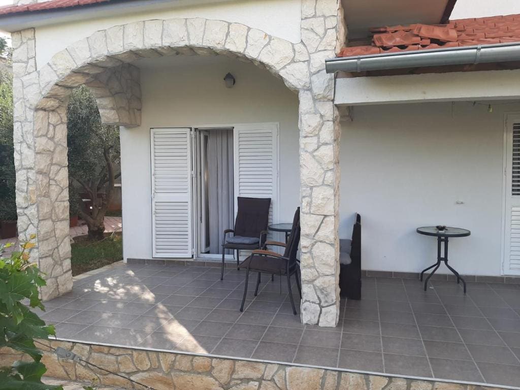Apartment with Balcony room - Image 2