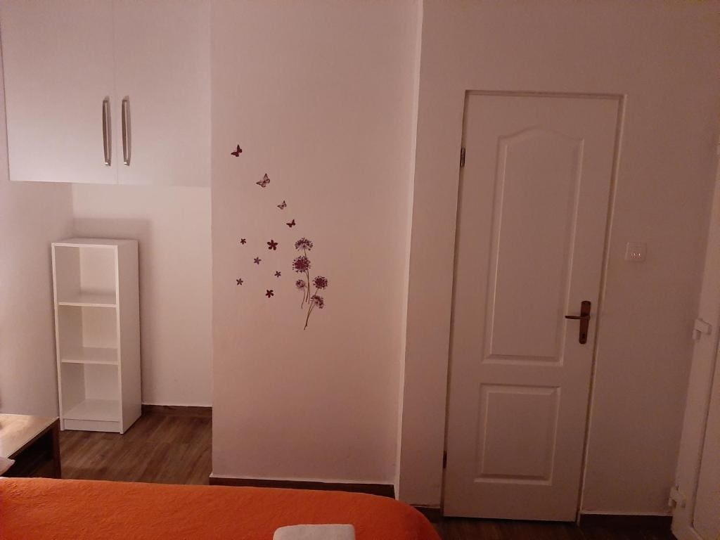 Double Room with Private Bathroom room - Image 1