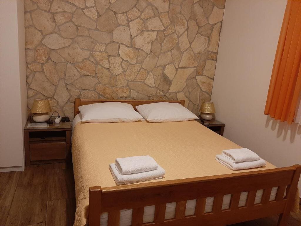 Studio room - Image 1