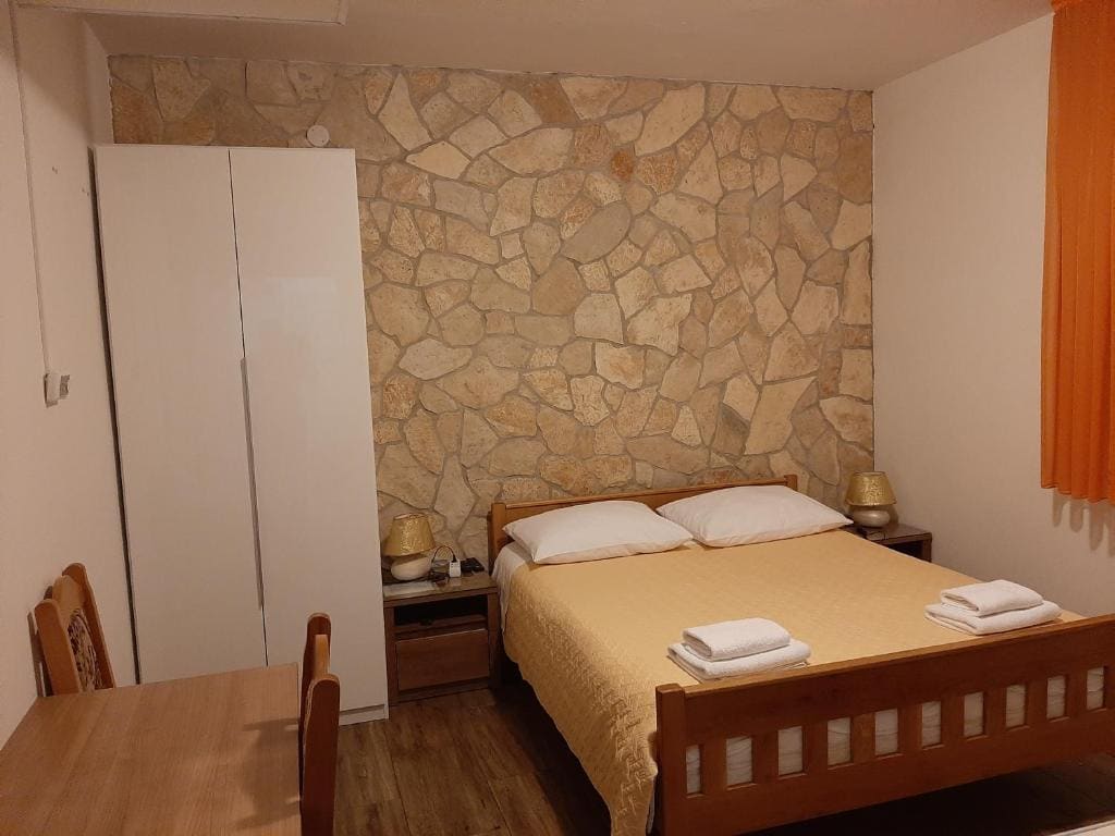 Studio room - Image 3