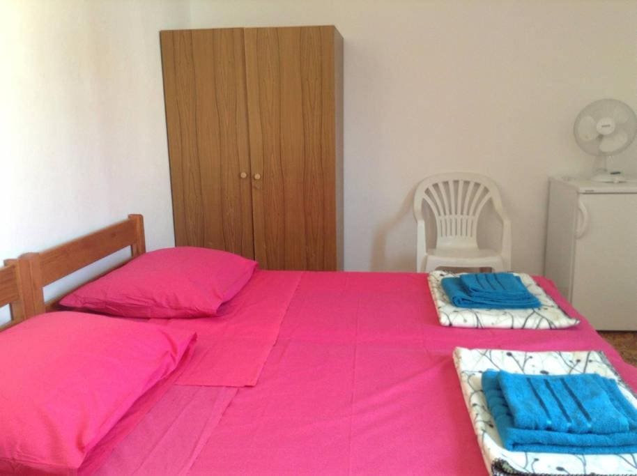 Large Double Room room - Image 2
