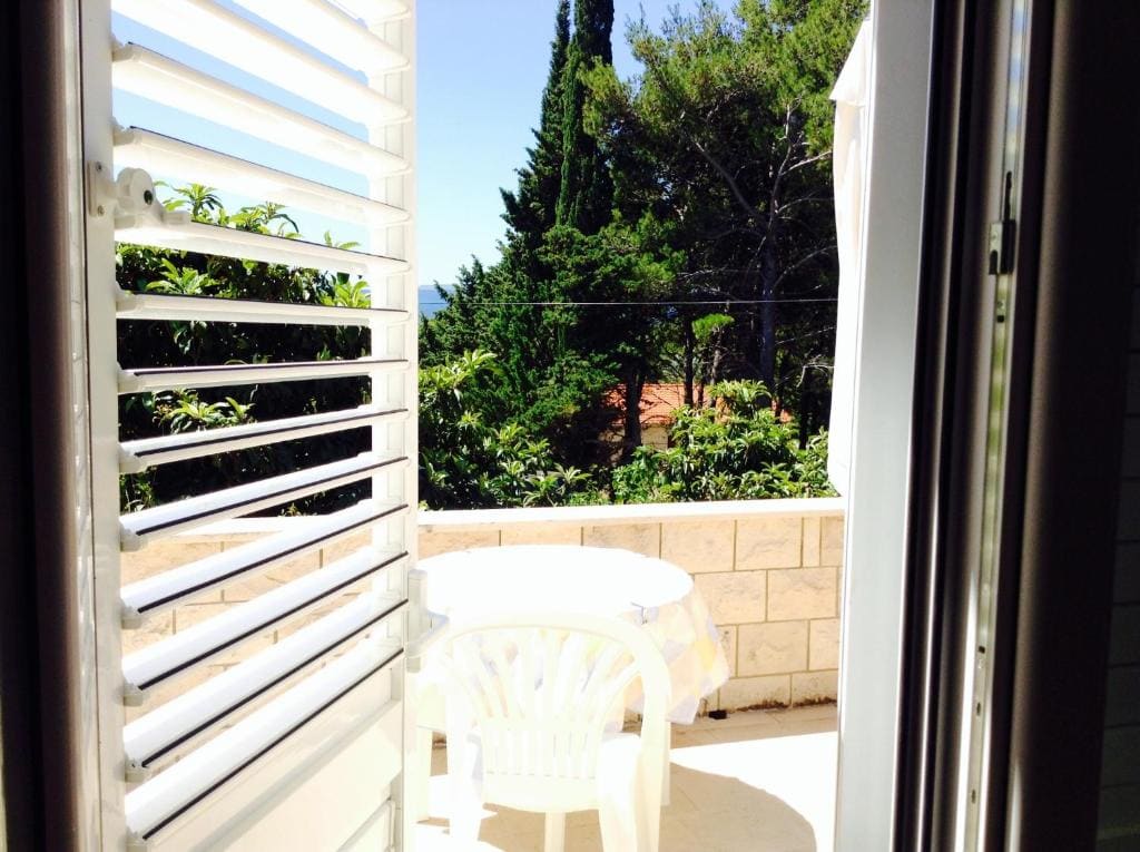 Triple Room with Terrace room - Image 2