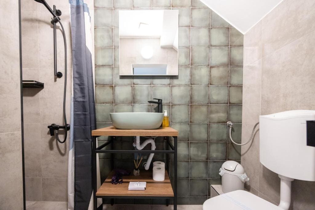 Deluxe Double or Twin Room room - Image 2