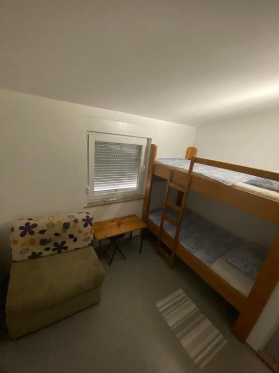 Small Twin Room room - Image 2
