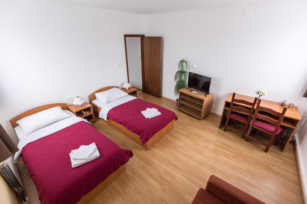 Double or Twin Room room - Image 3