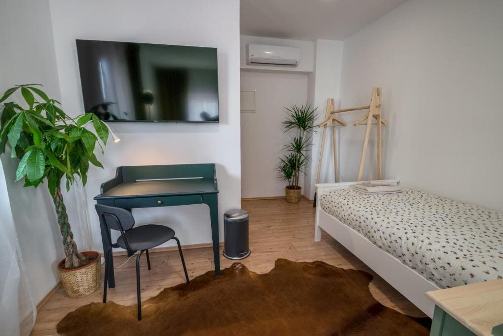 Twin Room room - Image 1