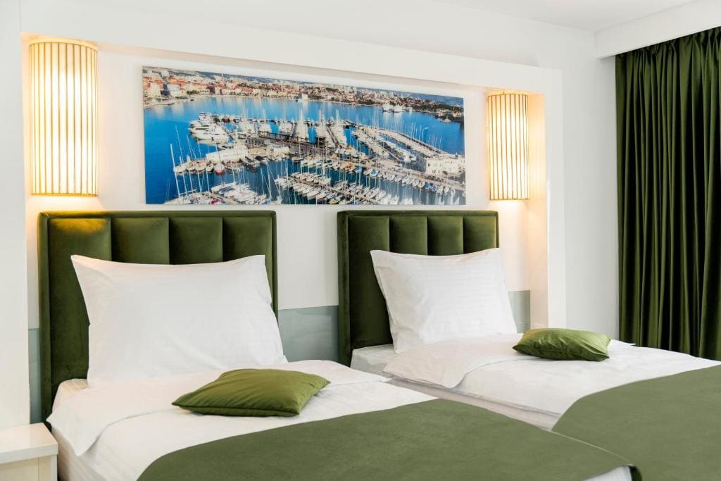 Suite room - Image 3