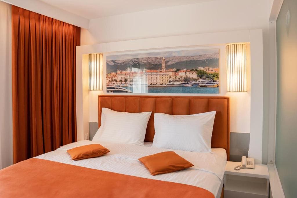 Classic Double or Twin Room room - Image 3