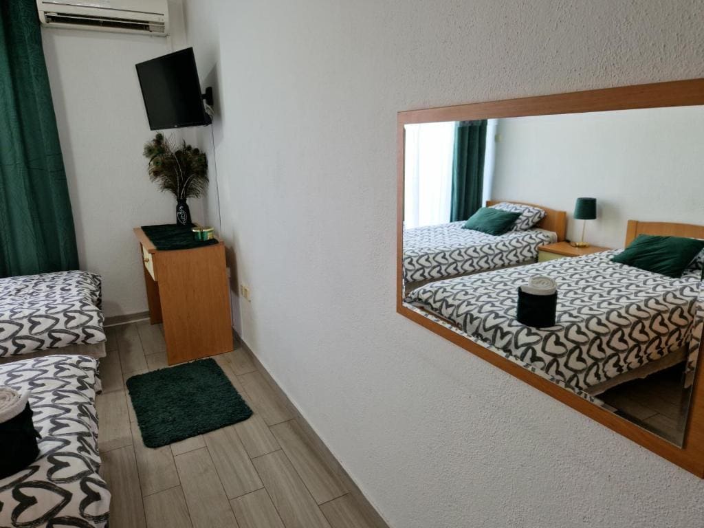 Twin Room room - Image 2