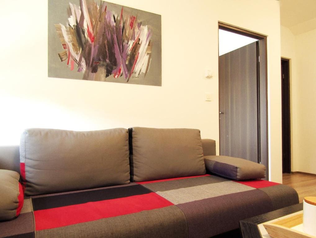 Room room - Image 3