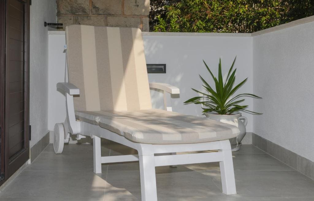 Apartment with Balcony room - Image 2