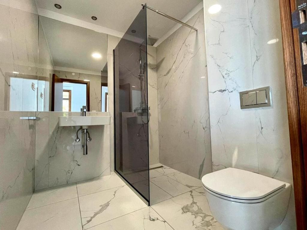 Executive Suite room - Image 1