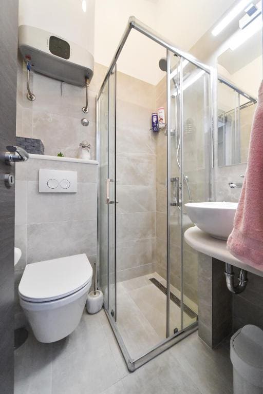 Double Room with Private Bathroom room - Image 3