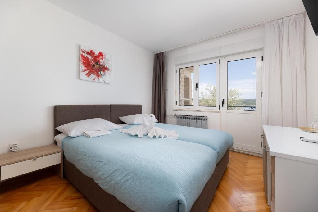 Quadruple Room with Sea View room - Image 1