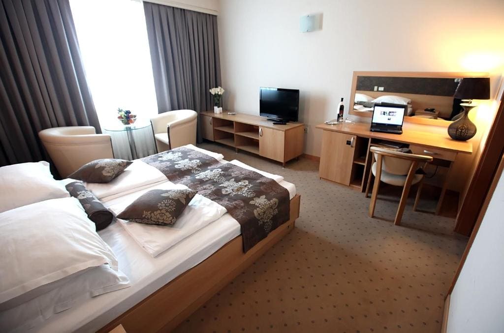 Double Room room - Image 2