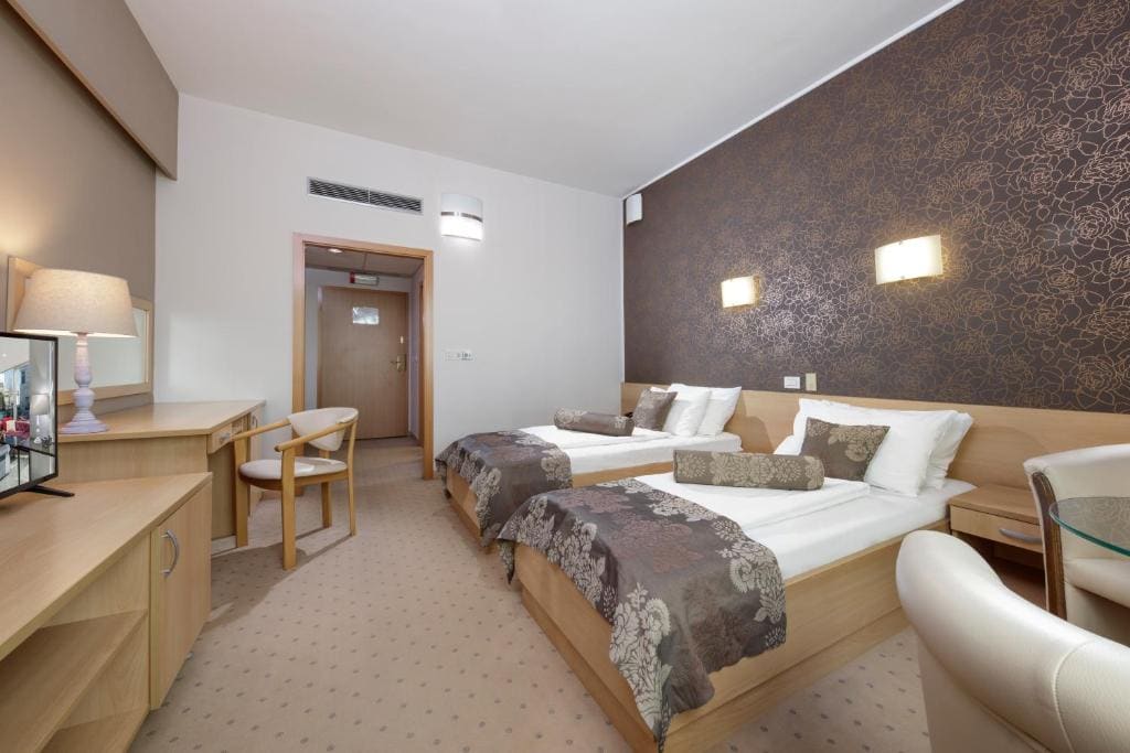 Twin Room room - Image 2