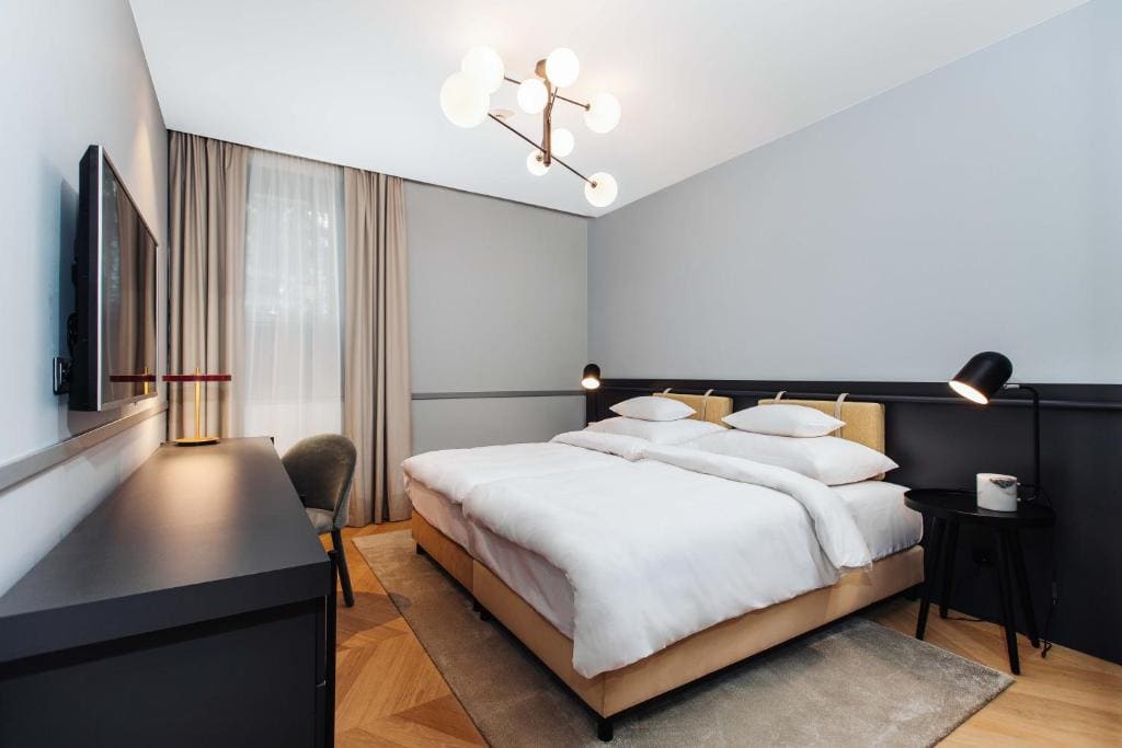Basement Double or Twin Room room - Image 1