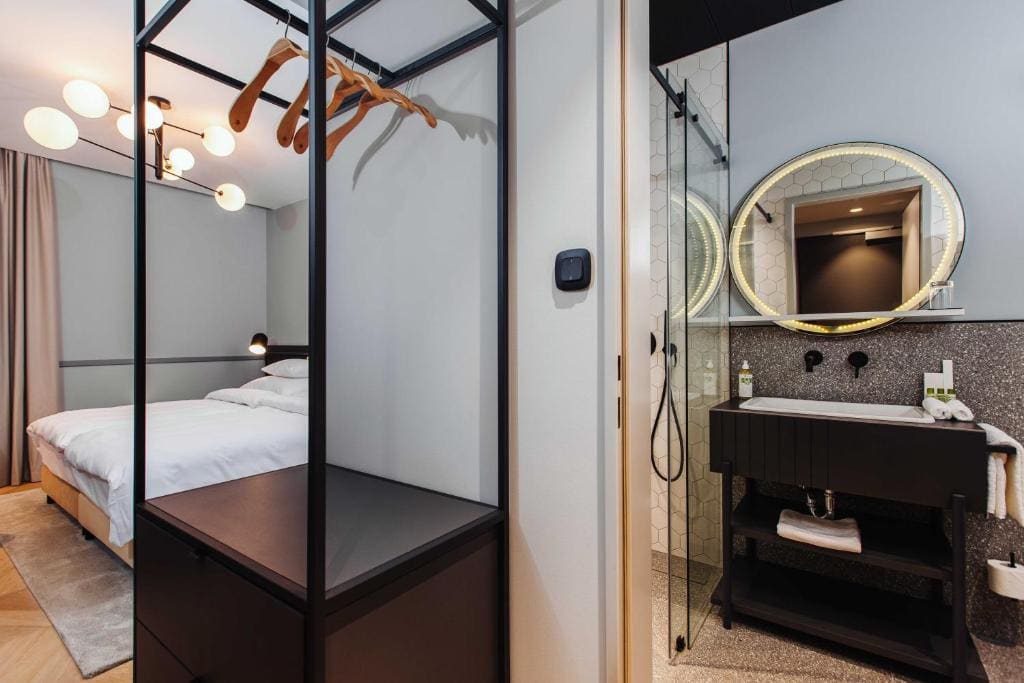 Basement Double or Twin Room room - Image 3