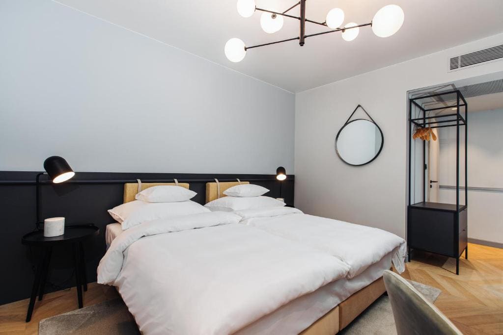 Basement Double or Twin Room room - Image 2