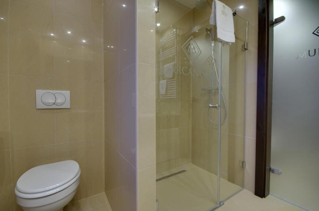 Superior Double Room with Balcony room - Image 2