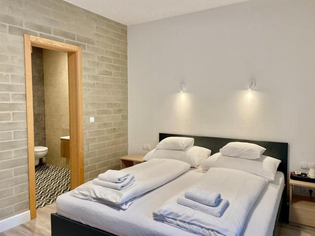 Double Room room - Image 3