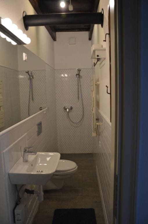 Quadruple Room room - Image 2