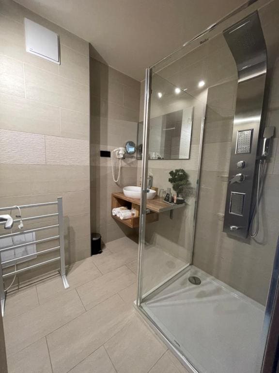 Deluxe Double Room room - Image 1