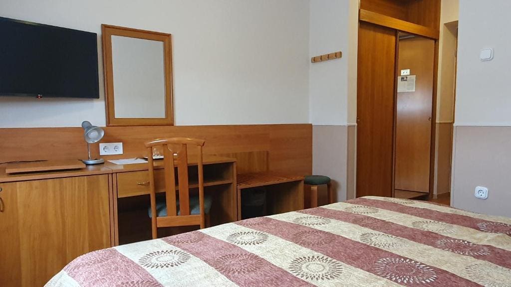 Double Room - Attic room - Image 3