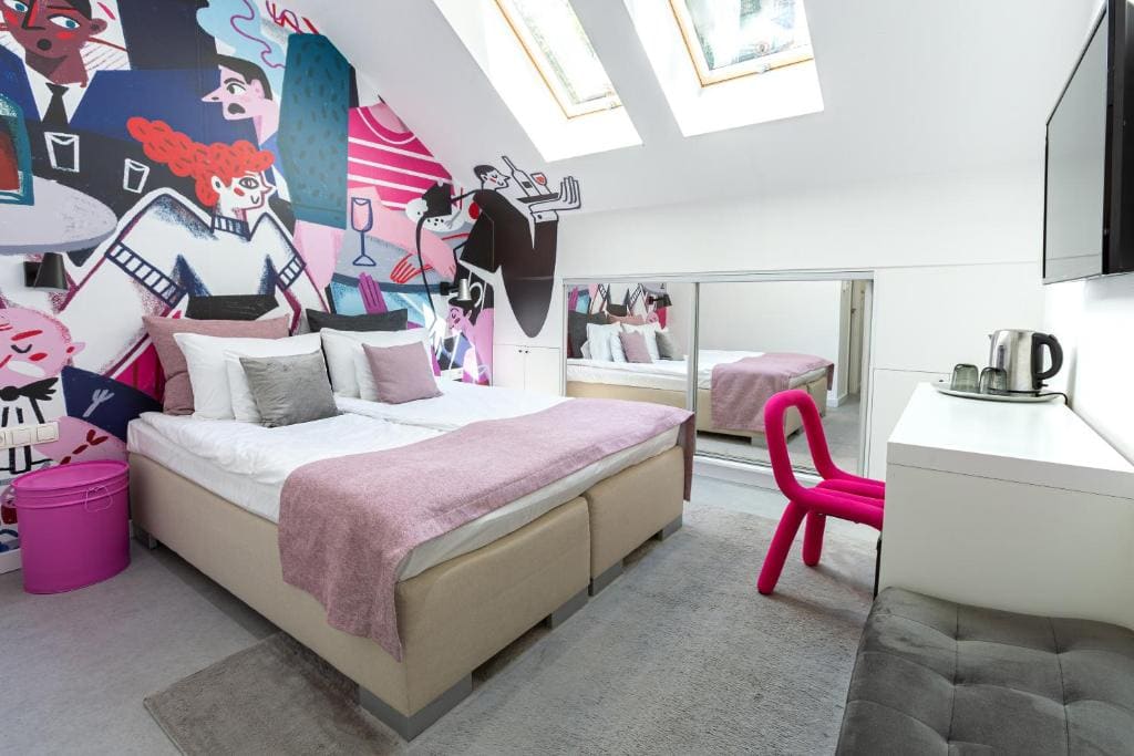 Deluxe Double or Twin Room room - Image 3